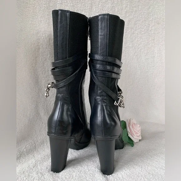 Arctica Exclusive Leather Waterproof Chained Heeled Boots - Picture 12 of 15